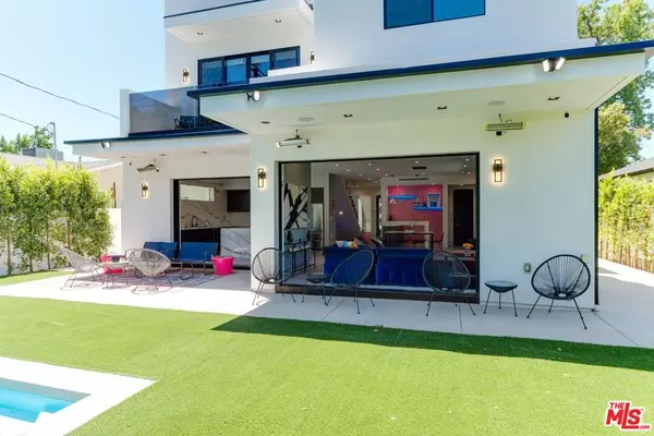 Encino, CA 91316,18015 Martha ST