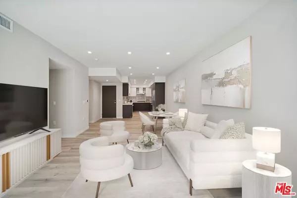 Los Angeles, CA 90035,1051 S Corning ST #102