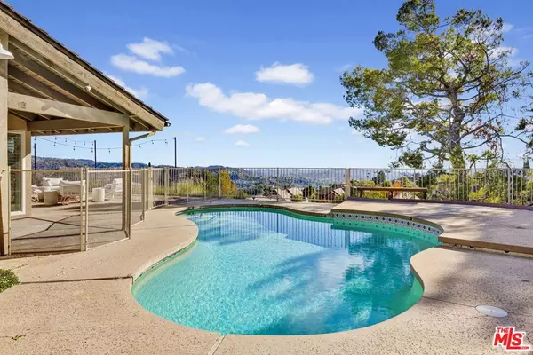 Glendale, CA 91207,906 Whitehaven TER