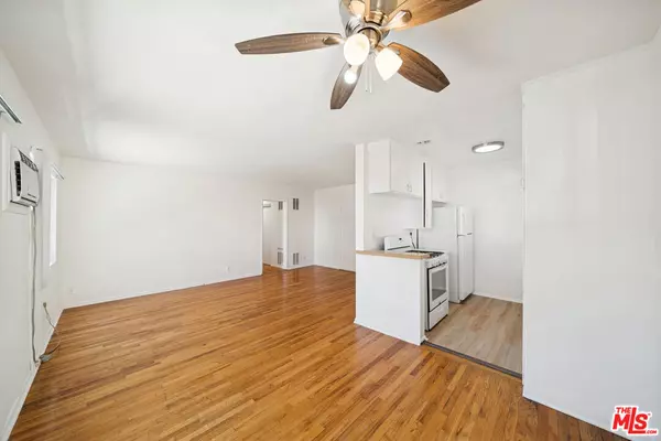 1027 N Edinburgh AVE #4, West Hollywood, CA 90046