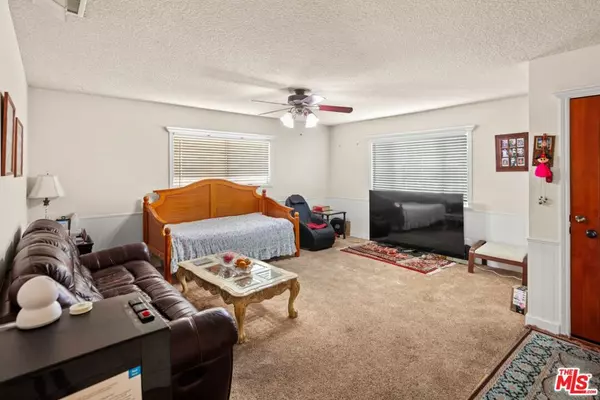 West Hills, CA 91307,6546 Neddy AVE