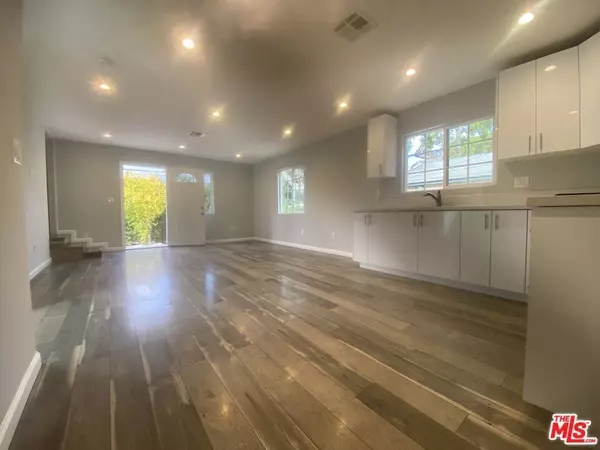 Sunland, CA 91040,8448 Fenwick ST