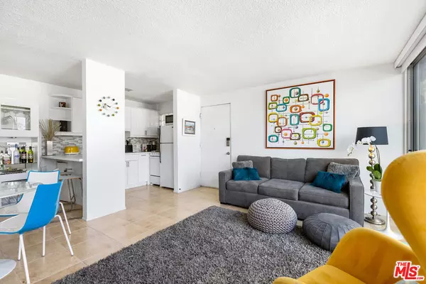 Palm Springs, CA 92264,1111 E Palm Canyon DR #107