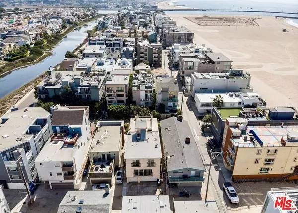 Marina Del Rey, CA 90292,17 Privateer ST