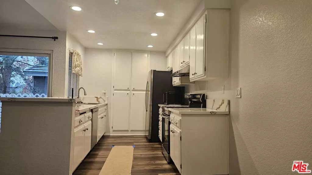 3851 Amberly DR #G, Inglewood, CA 90305