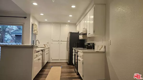 3851 Amberly DR #G, Inglewood, CA 90305