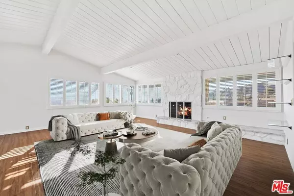 Pacific Palisades, CA 90272,918 Glenhaven DR