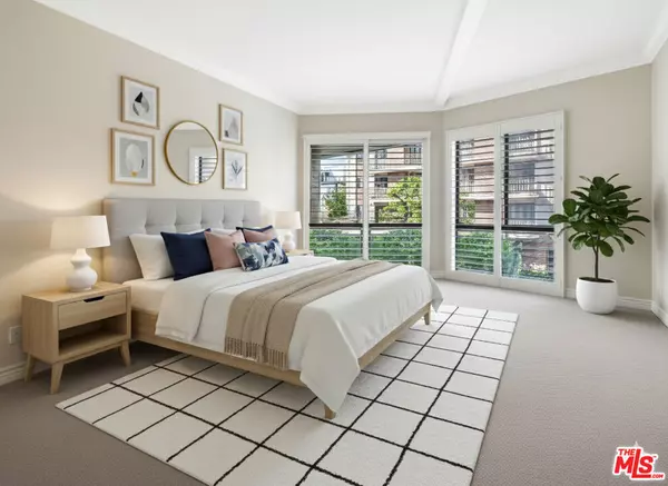 Los Angeles, CA 90049,11808 Dorothy ST #206