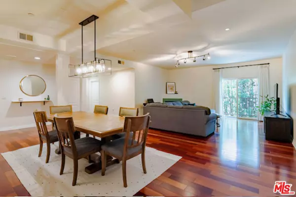 956 S Wilton PL #305, Los Angeles, CA 90019