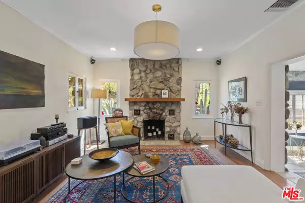 840 Country Club DR, Burbank, CA 91501