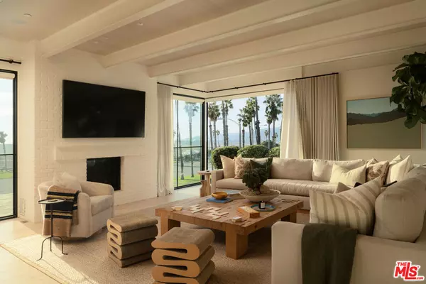 120 N Hart AVE, Santa Monica, CA 90405