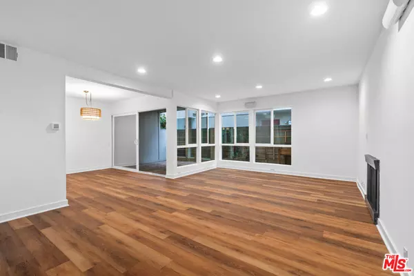 2508 Arizona AVE #3, Santa Monica, CA 90404
