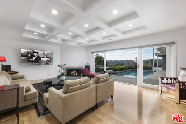 Beverly Hills, CA 90210,9633 Highridge DR