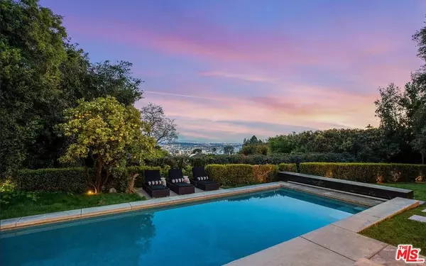 Los Angeles, CA 90069,1514 Sunset Plaza DR