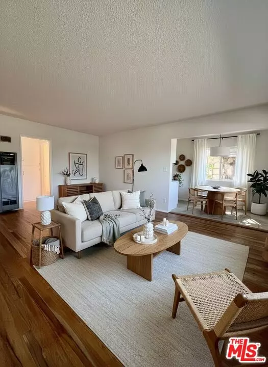 North Hollywood, CA 91606,6610 Whitsett AVE #1