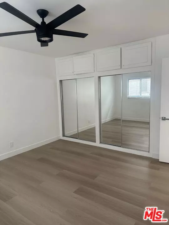 Beverly Hills, CA 90211,228 S Doheny DR #4