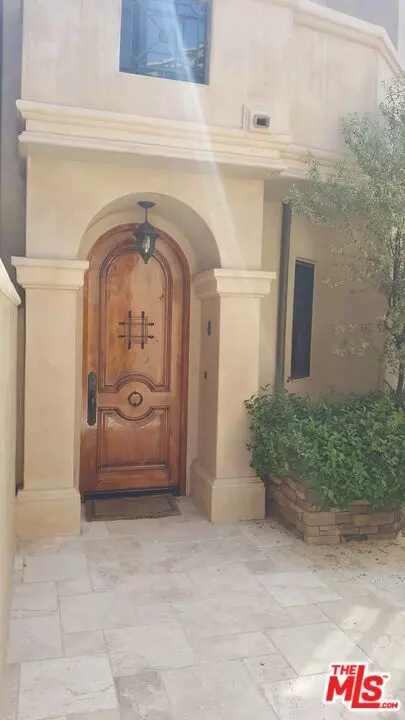 Los Angeles, CA 90049,11357 Ovada PL #2