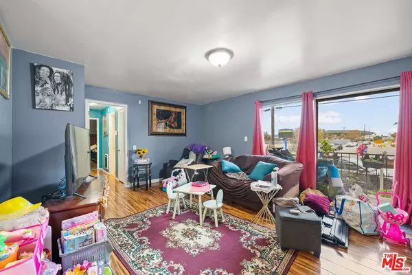 Inglewood, CA 90302,756 N Inglewood AVE #1