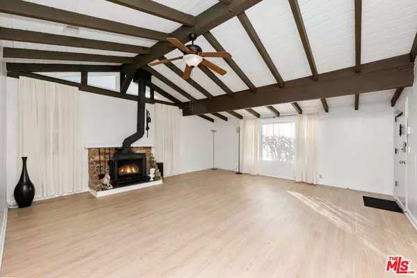 4822 Lemona AVE, Sherman Oaks, CA 91403