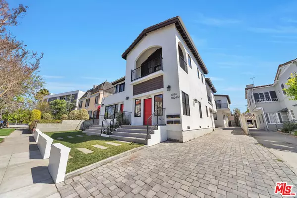 Los Angeles, CA 90019,1022 Masselin AVE