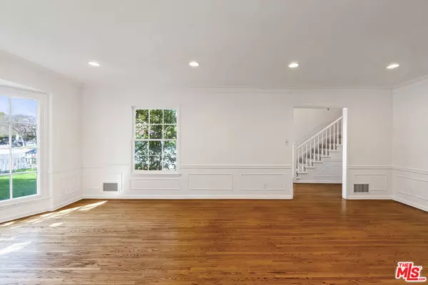 Los Angeles, CA 90035,1204 Beverwil DR