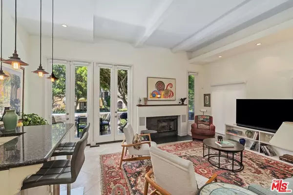 Marina Del Rey, CA 90292,20 Ketch ST #1