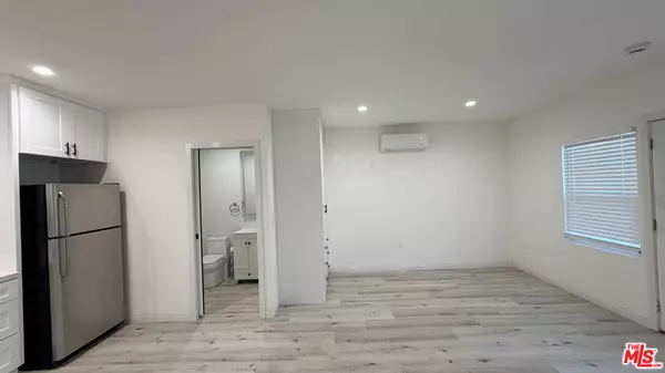 Van Nuys, CA 91405,7345 Tyrone AVE