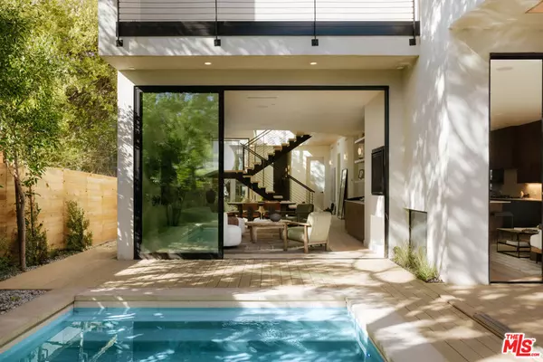 Culver City, CA 90232,8906 Hubbard ST