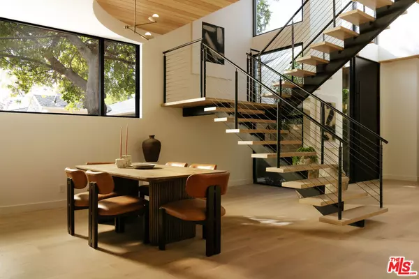 Culver City, CA 90232,8906 Hubbard ST