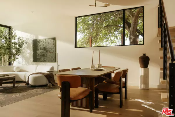 Culver City, CA 90232,8906 Hubbard ST