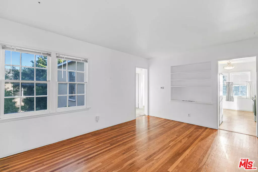 Santa Monica, CA 90405,1352 Ocean Park BLVD #D