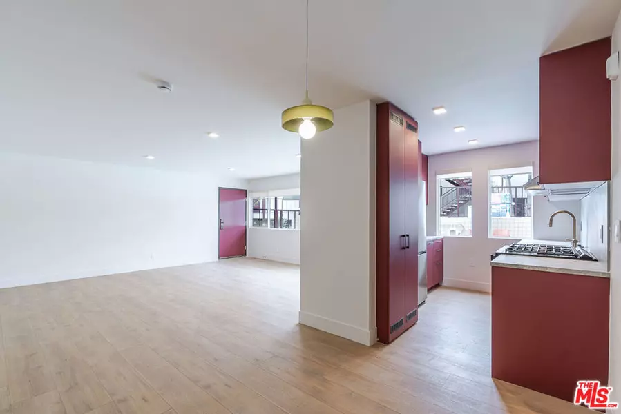 12425 Texas AVE #4, Los Angeles, CA 90025