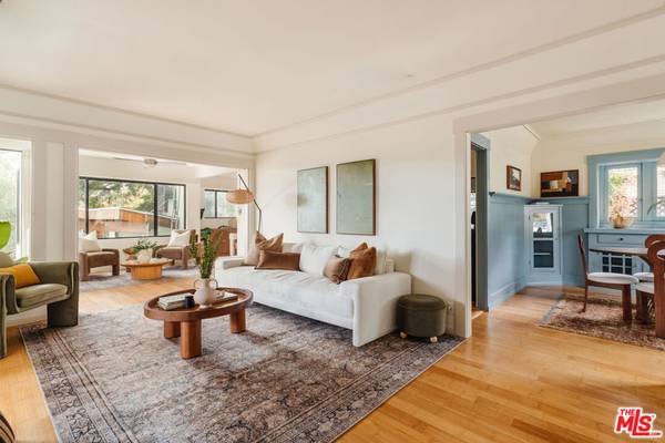 Los Angeles, CA 90041,1207 Oak Grove DR