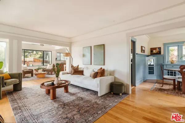 Los Angeles, CA 90041,1207 Oak Grove DR