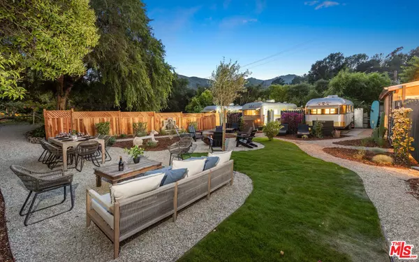 Topanga, CA 90290,272 N Topanga #3