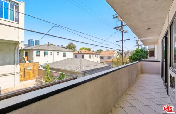 Los Angeles, CA 90025,1820 Fairburn Ave