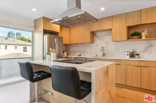 Los Angeles, CA 90025,1820 Fairburn Ave