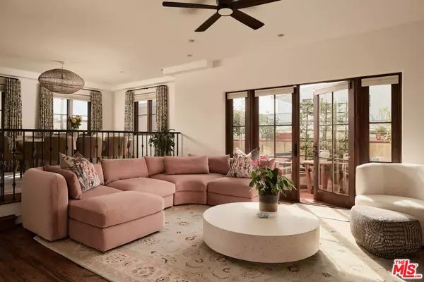 Santa Monica, CA 90403,908 17th ST #8