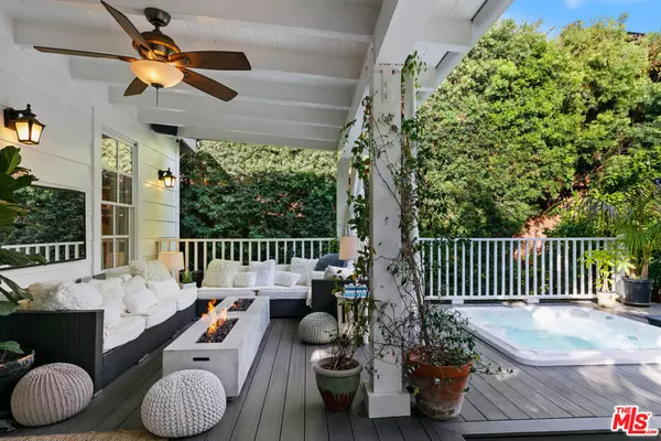 Los Angeles, CA 90046,1760 N Nichols Canyon RD