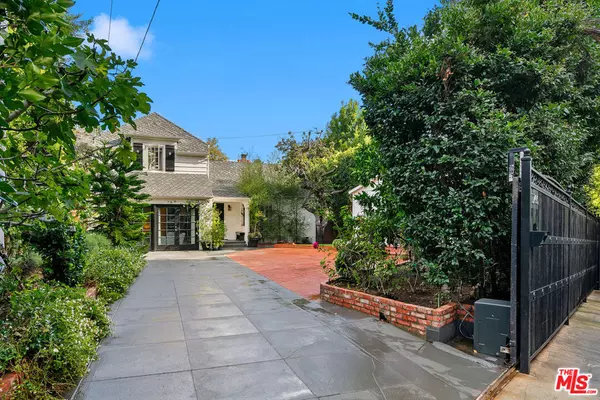 Los Angeles, CA 90046,1760 N Nichols Canyon RD