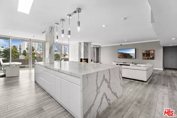 1333 S Beverly Glen BLVD #605, Los Angeles, CA 90024