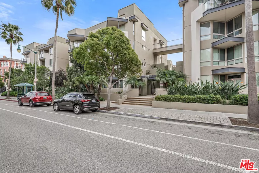 13044 PACIFIC PROMENADE #417, Playa Vista, CA 90094