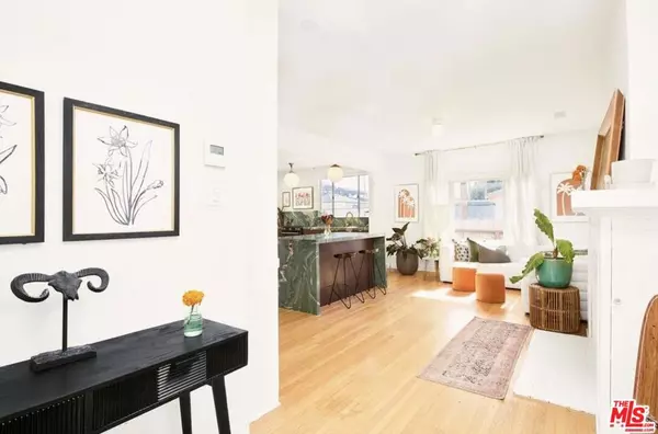 Venice, CA 90291,818 Palms BLVD