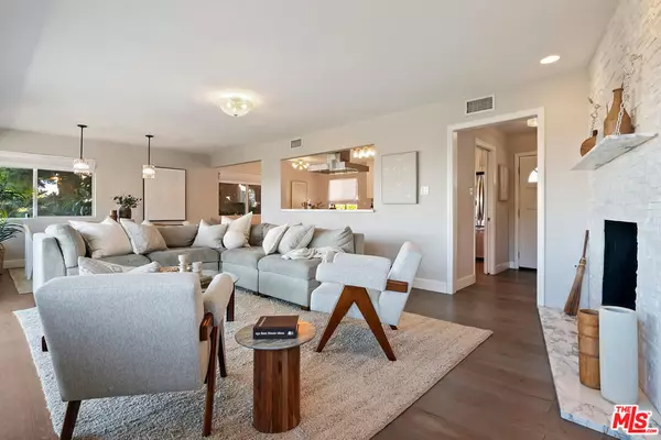 Sherman Oaks, CA 91423,3909 Glenridge DR