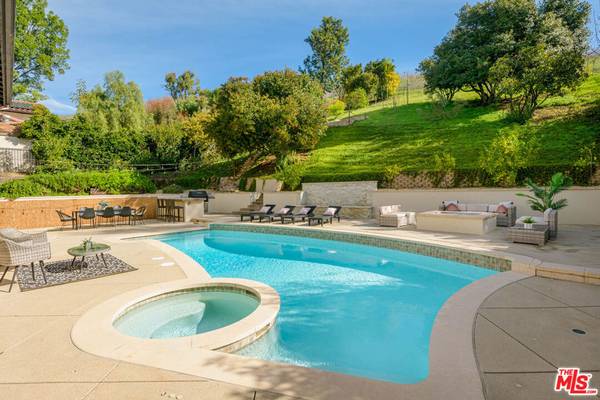 6652 Buttonwood AVE, Oak Park, CA 91377