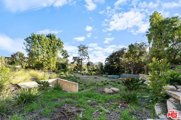 Beverly Hills, CA 90210,1185 Angelo DR