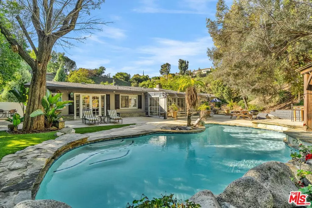 West Hills, CA 91307,7170 Deveron Ridge RD