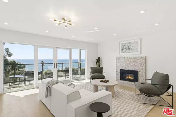 Laguna Beach, CA 92651,2442 S Coast Highway #3