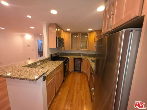 Venice, CA 90291,309 Broadway ST #6