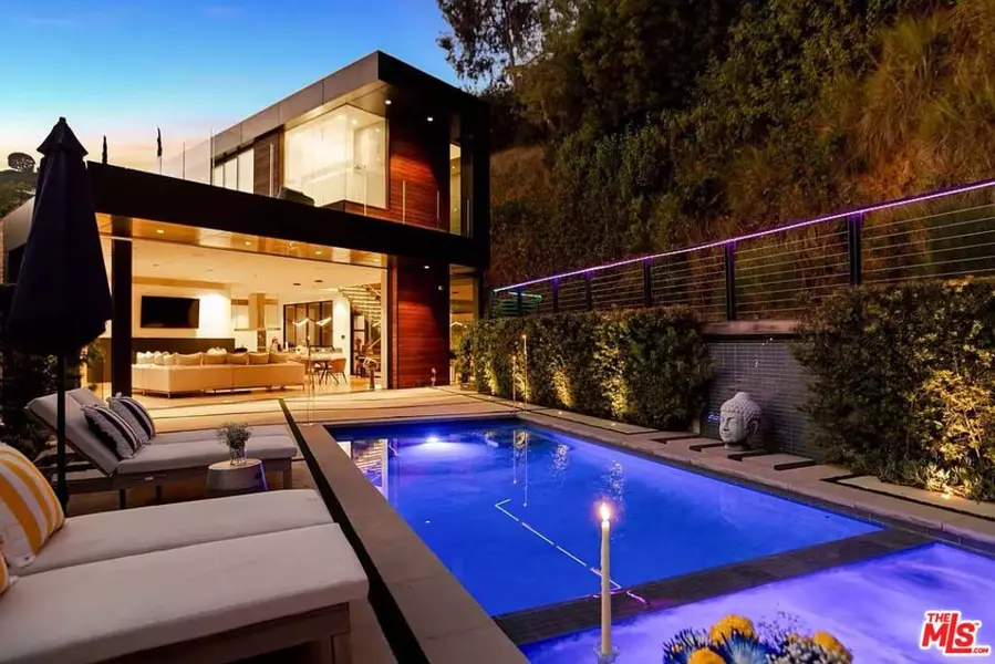 1331 Belfast DR, Los Angeles, CA 90069